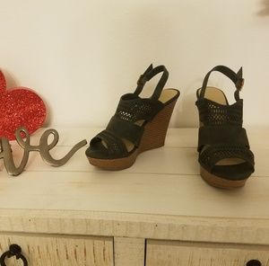 Cutout Wedges